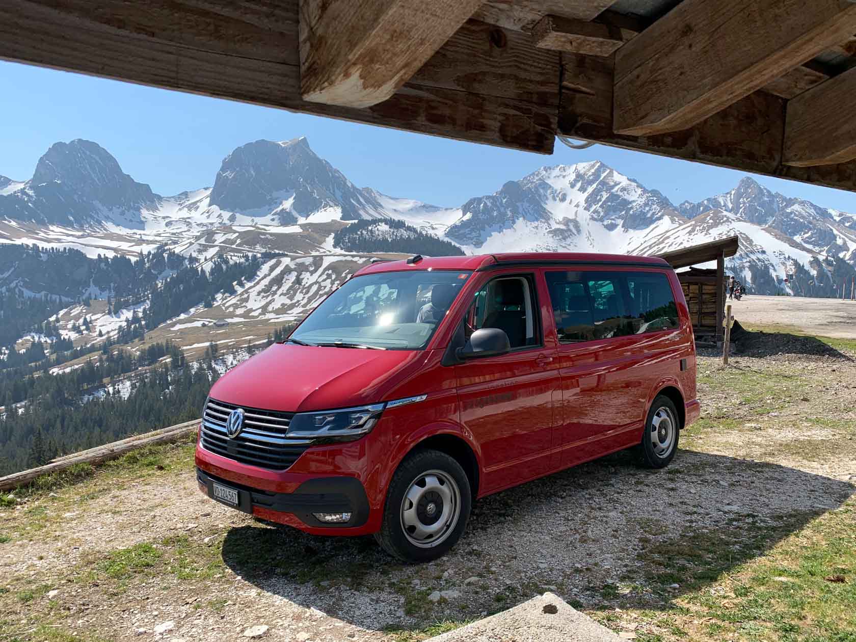Louer un bus VW California Rouge Louer un bus VW California Rouge